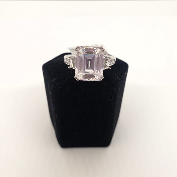 Sterling Silver Swarovski Cubic Zirconia Ring Size 7 - Picture 2 of 9